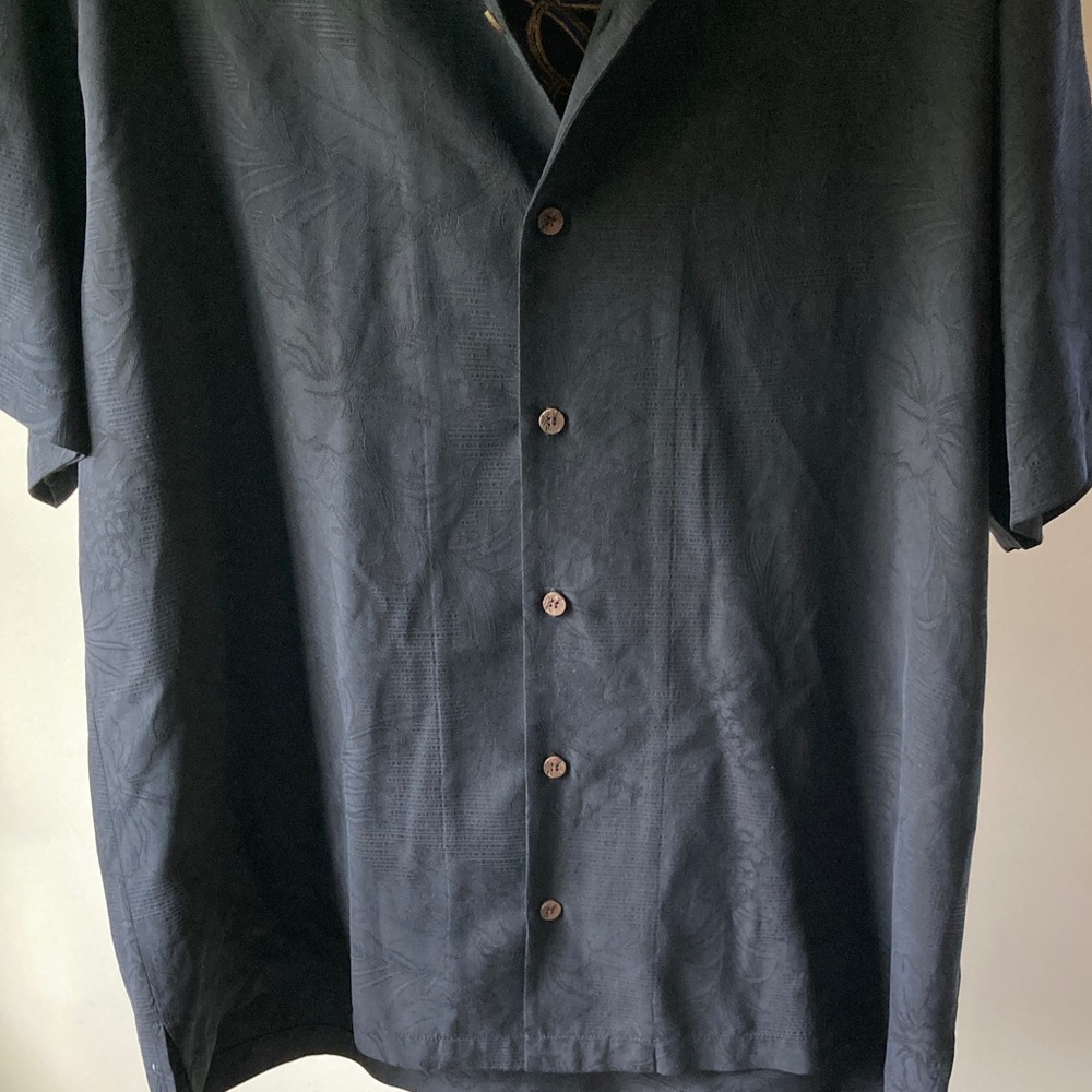 Tommy Bahama Silk Camp Shirt in Black - Picture 8 of 13